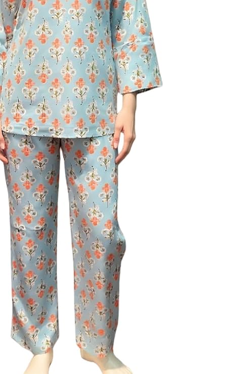 Women's Cotton Floral Printed Kurta with 3/4th Sleeves and Round Neck