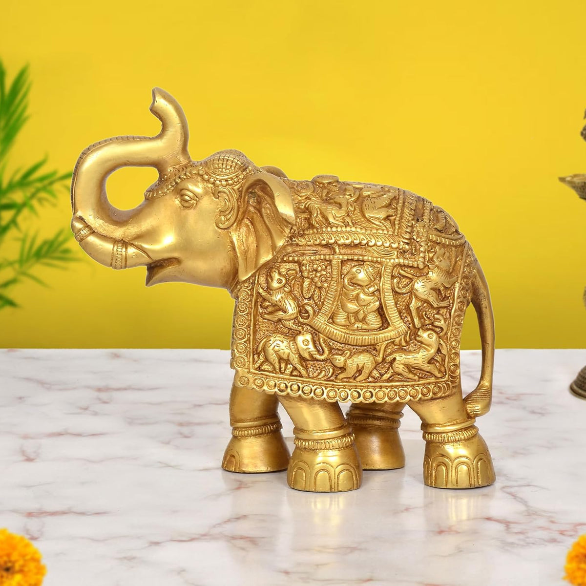 Decorative elephant item